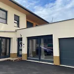 Maison Colmar, Spacieuse, Accueillante , Confortable Au Calme דירה *