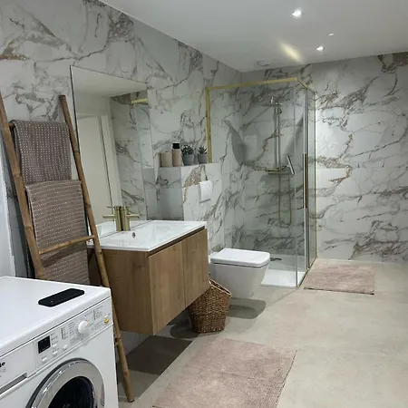 Maison Colmar, Spacieuse, Accueillante , Confortable Au Calme Appartamento *