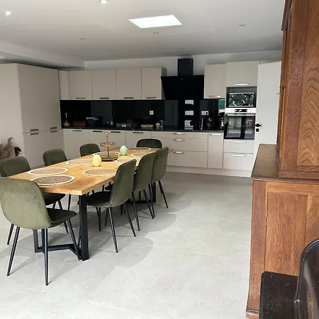 公寓 Maison Colmar, Spacieuse, Accueillante , Confortable Au Calme 科尔马