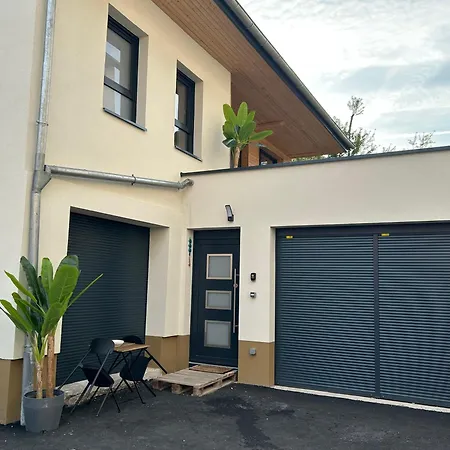 Appartamento Maison Colmar, Spacieuse, Accueillante , Confortable Au Calme Colmar