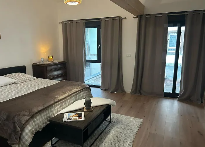 Maison Colmar, Spacieuse, Accueillante , Confortable Au Calme * 科尔马